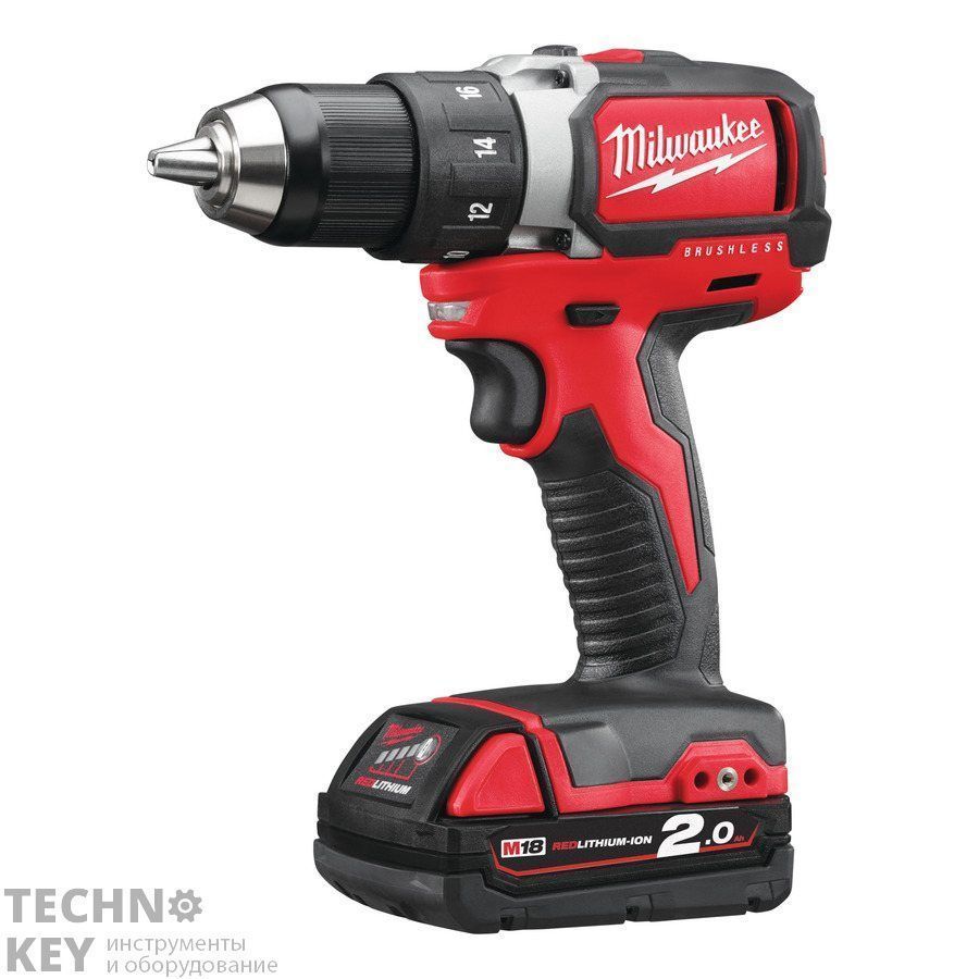 Аккумуляторная дрель-шуруповерт Milwaukee M18 BDD-202С